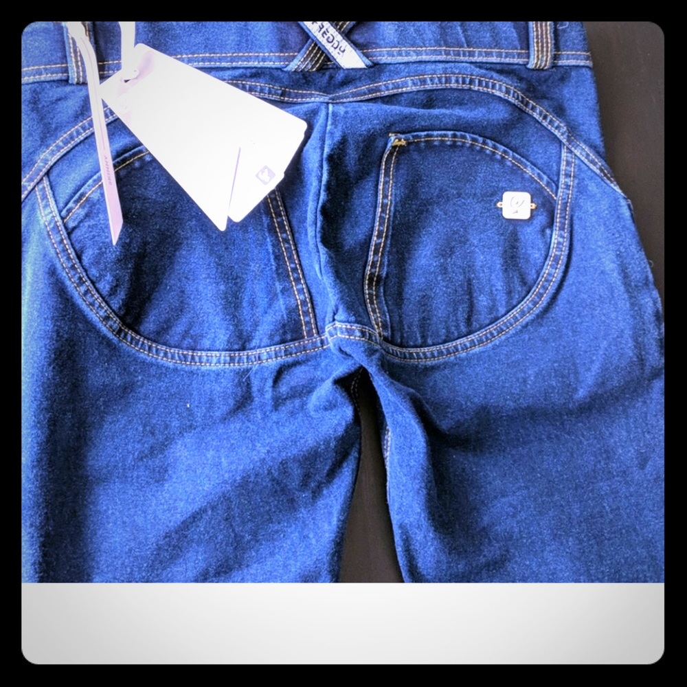 Freddy jeans size small